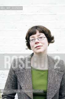 Jen Hadfield, poet ..Copyright©Adrian L/Writer Pictures/Rosebud2