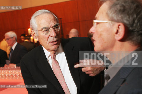David Halberstam, American author, speaking at the Academy of American Poets fifth annual benefit, Poetry & The Creative Mind, at Alice Tully Hall, Lincoln Center, New York City, on April 11, 2007, 12 days before his death in an auto accident...Copyright©Brian Palmer/Writer Pictures/Rosebud2