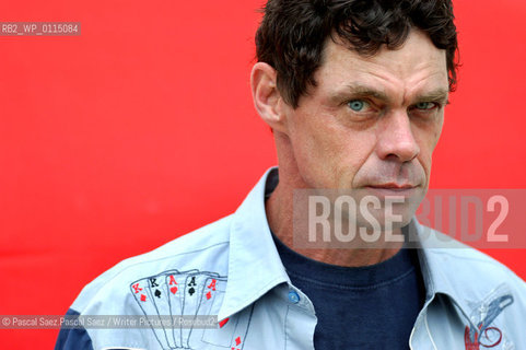 US writer and comedian Rich Hall (Otis Lee Crenshaw).at the Edinburgh International Book Festival 2003..Copyright©Pascal Saez.Pascal Saez/Writer Pictures/Rosebud2