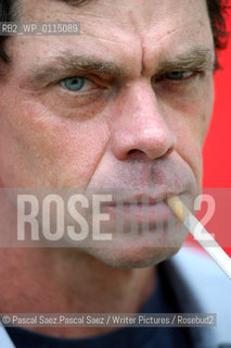 US writer and comedian Rich Hall (Otis Lee Crenshaw).at the Edinburgh International Book Festival 2003..Copyright©Pascal Saez.Pascal Saez/Writer Pictures/Rosebud2