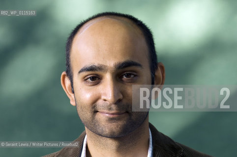 Moshin Hamid..copyright©Geraint Lewis/Writer Pictures/Rosebud2