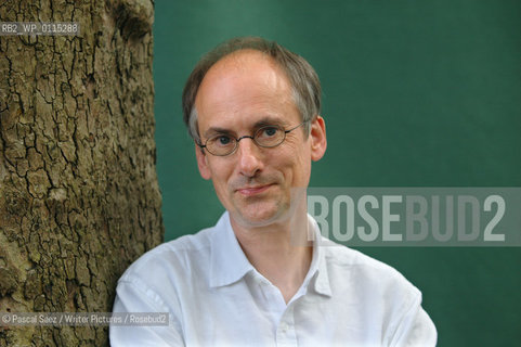 Writer and plant biologist Nicholas Harberd, author of Seed to Seed, at the Edinburgh International Book Festival 2007. ..Copyright©Pascal Saez/Writer Pictures/Rosebud2
