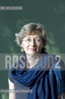 Georgina Harding, Novelist who wrote The Solitude of Thomas Cave .CREDIT Geraint Lewis
©Writer Pictures/Rosebud2