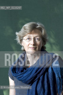 Georgina Harding, Novelist who wrote The Solitude of Thomas Cave .CREDIT Geraint Lewis
©Writer Pictures/Rosebud2