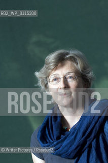Georgina Harding, Novelist who wrote The Solitude of Thomas Cave .CREDIT Geraint Lewis
©Writer Pictures/Rosebud2