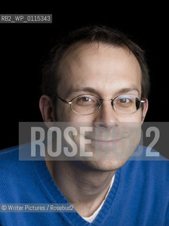 Tim Harford,writer,Economist and Journalist.Presenter of The BBC series Trust Me Im an E©Writer Pictures/Rosebud2