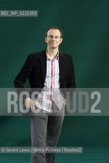 Tim Harford,Economist and writer of The Logic of Life Uncovering the Economics of Everything .CREDIT Geraint LewisTim Harford..Copyright©Geraint Lewis/Writer Pictures/Rosebud2