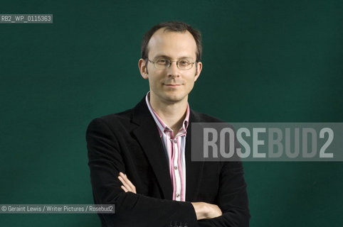 Tim Harford,Economist and writer of The Logic of Life Uncovering the Economics of Everything .CREDIT Geraint LewisTim Harford..Copyright©Geraint Lewis/Writer Pictures/Rosebud2