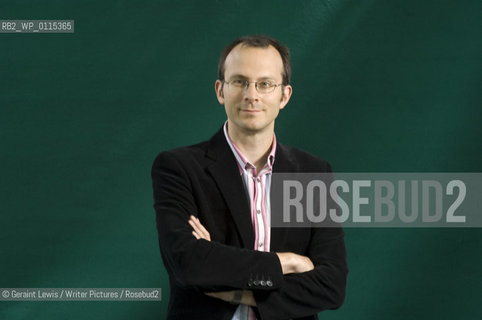 Tim Harford,Economist and writer of The Logic of Life Uncovering the Economics of Everything .CREDIT Geraint LewisTim Harford..Copyright©Geraint Lewis/Writer Pictures/Rosebud2