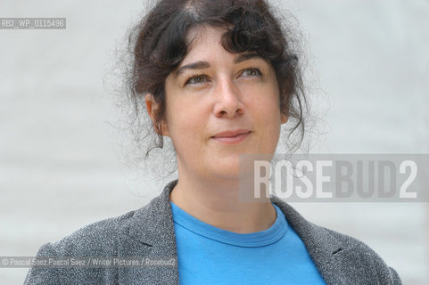 British writer Joanne Harris, author of Chocolat, at the Edinburgh International Book Festival 2003..Copyright©Pascal Saez.Pascal Saez/Writer Pictures/Rosebud2