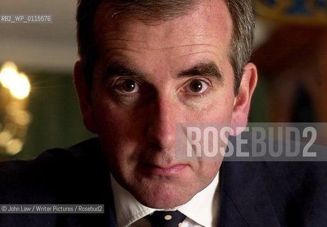 29/01/01  Auther Robert Harris at his home in Kintbury, Berkshire..Picture: COPYRIGHT©John Law/Writer Pictures/Rosebud2