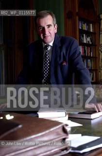 29/01/01  Auther Robert Harris at his home in Kintbury, Berkshire..Picture: COPYRIGHT©John Law/Writer Pictures/Rosebud2