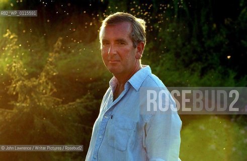 Writer  Robert Harris at his home in Kintbury near Hungerford, Berkshire...copyright©John Lawrence/Writer Pictures/Rosebud2