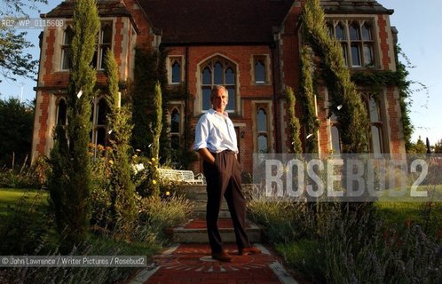Writer  Robert Harris at his home in Kintbury near Hungerford, Berkshire...copyright©John Lawrence/Writer Pictures/Rosebud2