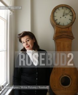 Josephine Hart, author, photographed at home in London.                         .Copyright©Graham Jepson/Writer Pictures/Rosebud2