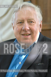 British politician, writer and journalist Roy Hattersley at the Edinburgh International Book Festival 2004..Copyright©Pascal Saez.Pascal Saez/Writer Pictures/Rosebud2