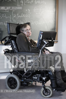 .GREAT BRITAIN /Cambridge/Stephen Hawking Lucasian Professor of Mathematics in Cambridge© Horst A. Friedrichs ..©/Writer Pictures/Rosebud2