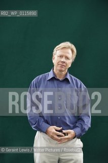 Humphrey Hawksley, leading BBC Foreign Correspondant ,author,commentator and writer of the book Democracy Kills at The Edinburgh International Book Festival 2009..copyright©Geraint Lewis/Writer Pictures/Rosebud2