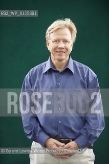 Humphrey Hawksley, leading BBC Foreign Correspondant ,author,commentator and writer of the book Democracy Kills at The Edinburgh International Book Festival 2009..copyright©Geraint Lewis/Writer Pictures/Rosebud2