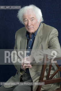 Irish Nobel Prize winning poet Seamus Heaney at the Edinburgh International Book Festival...Copyright©Pascal Saez/Writer Pictures/Rosebud2