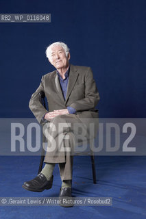 Seamus Heaney, Irish poet, at the Edinburgh International Book Festival on 24/8/10..©.Geraint Lewis/Writer Pictures/Rosebud2