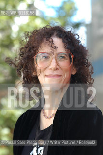 Canadian writer Maggie Helwig, author of Between Mountains at the Edinburgh International Book festival 2004..Copyright©Pascal Saez.Pascal Saez/Writer Pictures/Rosebud2