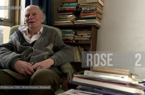 Hamish Henderson 80 yr old poet and songwriter..copyright©Katie Lee/TSPL/Writer Pictures/Rosebud2