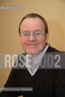 David Hendy author of Life on Air - a History of Radio 4 OUP PUblished Aut©Writer Pictures/Rosebud2