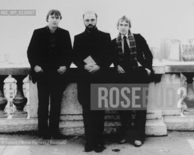 Writers Christopher Hitchens, James Fenton and Martin Amis together in Paris circa 1977...Copyright©Collect/Writer Pictures/Rosebud2