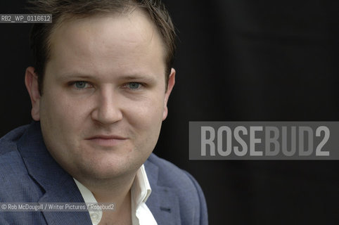 Henry Hitchings, The Edinburgh International Book Festival 2005..Copyright©Rob McDougall/Writer Pictures/Rosebud2
