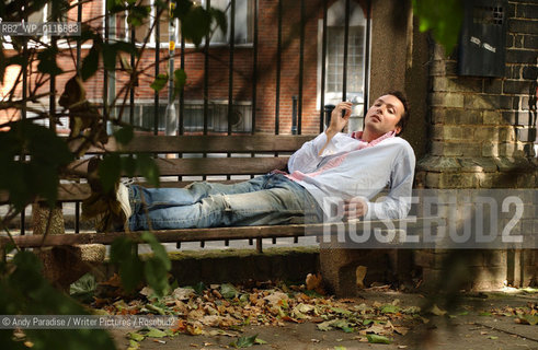 Tom Hodgkinson, author of How to be Idle....Copyright©Andy Paradise/Writer Pictures/Rosebud2