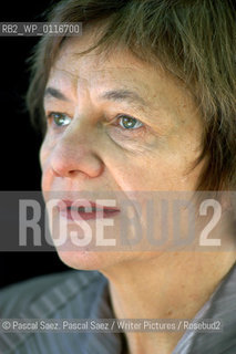 US writer Eva Hoffman.at the Edinburgh International Book Festival 2004..Copyright©Pascal Saez. Pascal Saez/Writer Pictures/Rosebud2