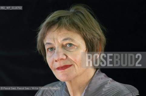 US writer Eva Hoffman.at the Edinburgh International Book Festival 2004..Copyright©Pascal Saez. Pascal Saez/Writer Pictures/Rosebud2