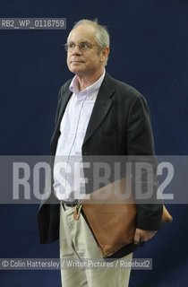 Simon Hoggart at the Edinburgh Book Festival, ..copyright©Colin Hattersley/Writer Pictures/Rosebud2