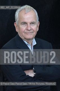 British actor (Bilbo in Lord of the Rings) and writer Ian Holm at the Edinburgh International Book Festival 2004..Copyright©Pascal Saez.Pascal Saez/Writer Pictures/Rosebud2