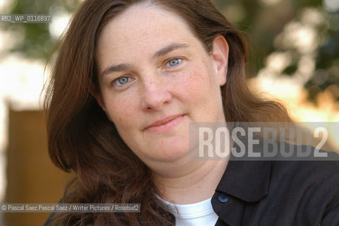 American writer A M Homes, author of The End of Alice, at the Edinburgh International Book Festival 2003...Copyright©Pascal Saez.Pascal Saez/Writer Pictures/Rosebud2