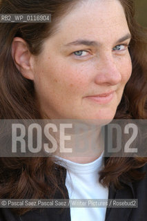 American writer A M Homes, author of The End of Alice, at the Edinburgh International Book Festival 2003...Copyright©Pascal Saez.Pascal Saez/Writer Pictures/Rosebud2