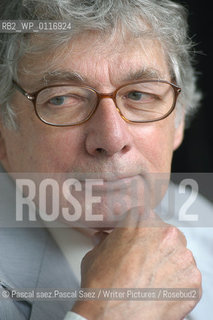 Canadian-born british academic, writer and radical philosopher Professor Ted Honderich, at the Edinburgh International Book Festival 2004...Copyright©Pascal saez.Pascal Saez/Writer Pictures/Rosebud2