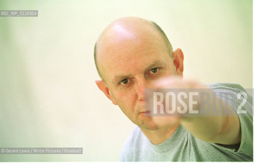 Nick Hornby at the Edinburgh Book Festival  2001.....Copyright©Geraint Lewis/Writer Pictures/Rosebud2