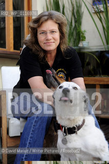 Eva Hornung author,  relaxing at home in Adelaide.  . .copyright©David Mariuz/Writer Pictures/Rosebud2