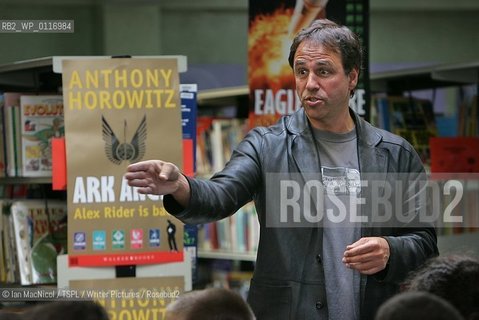 Author  pictured at Grangemouth High School where he went through a question and answer session with pupils from Grangemouth High and other local schools.. .copyright©Ian MacNicol/TSPL/Writer Pictures/Rosebud2