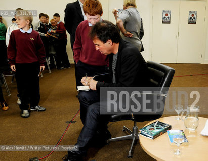 Anthony Horowitz discusses his latest book Necropolis in front of an audience of Edinburgh Schoolchildren while simultaneously being broadcast over the internet to over 10000 school children around Scotland..Copyright©Alex Hewitt/Writer Pictures/Rosebud2