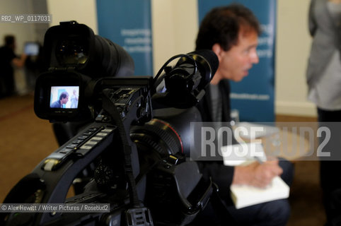 Anthony Horowitz discusses his latest book Necropolis in front of an audience of Edinburgh Schoolchildren while simultaneously being broadcast over the internet to over 10000 school children around Scotland..Copyright©Alex Hewitt/Writer Pictures/Rosebud2