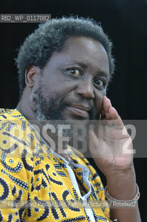 Zimbabwean poet and writer Chenjarai Hove, who now lives in exile in Norway, at the Edinburgh International Book Festival 2005..Copyright©Pascal Saez.Pascal Saez/Writer Pictures/Rosebud2