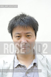 Yu Hua..copyright©Mathieu Bourgois/Writer Pictures/Rosebud2