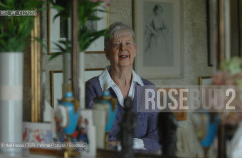 Author & Illustrator Shirley Hughes  in her London home..copyright©Neil Hanna/TSPL/Writer Pictures/Rosebud2