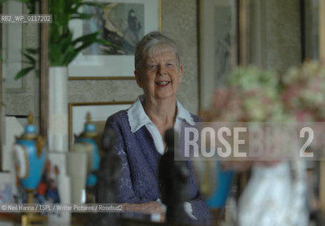 Author & Illustrator Shirley Hughes  in her London home..copyright©Neil Hanna/TSPL/Writer Pictures/Rosebud2