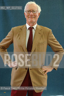 Writer and former politician Douglas Hurd at the Edinburgh International Book Festival 2007. ..Copyright©Pascal Saez/Writer Pictures/Rosebud2