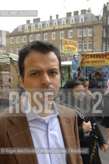 Ed Husain in the market in front of the London Hospital in Whitechapel..©Rogan MacDonald/Writer Pictures/Rosebud2