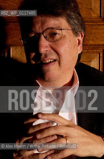 Lewis Hyde photographed in Edinburgh 20006..Copyright©Alex Hewitt/Writer Pictures/Rosebud2